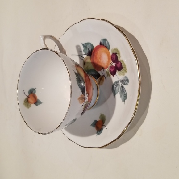 Vintage tea cup and SAUCE - Picture 11 of 12
